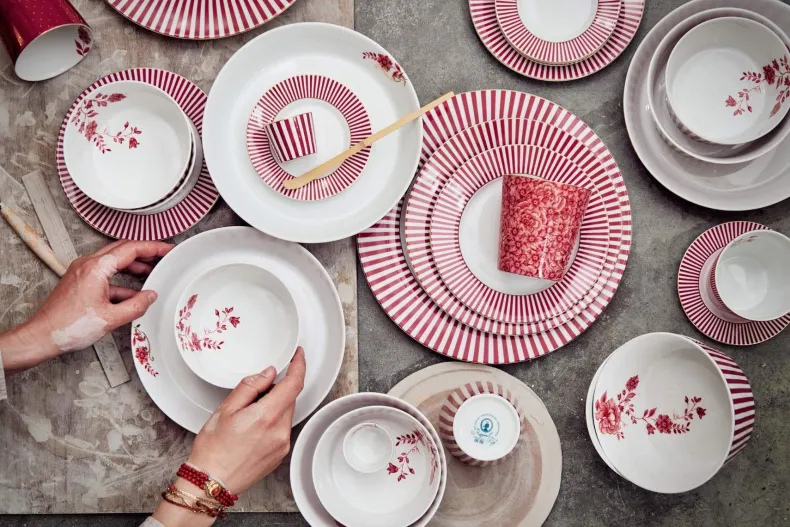 Royal Stripes Diep Bord Donkerroze 21.5Cm