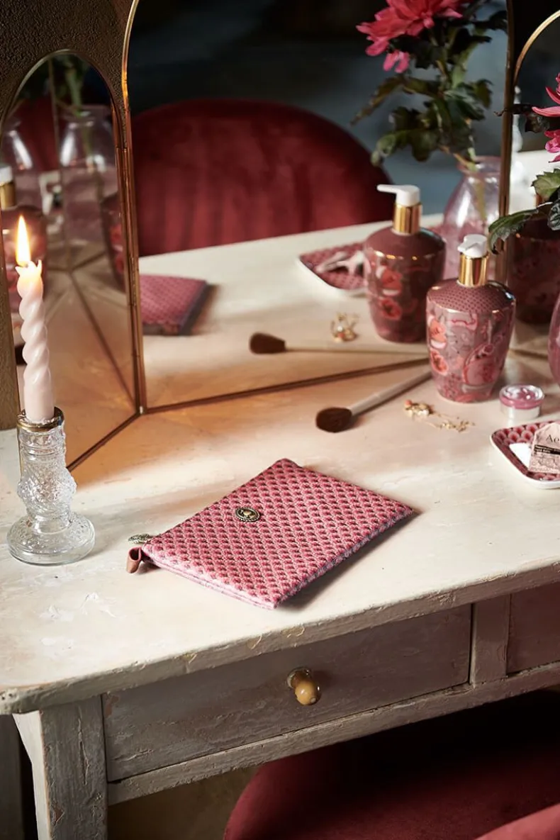 Toilettas Klein Kyoto Festival/Suki Donker